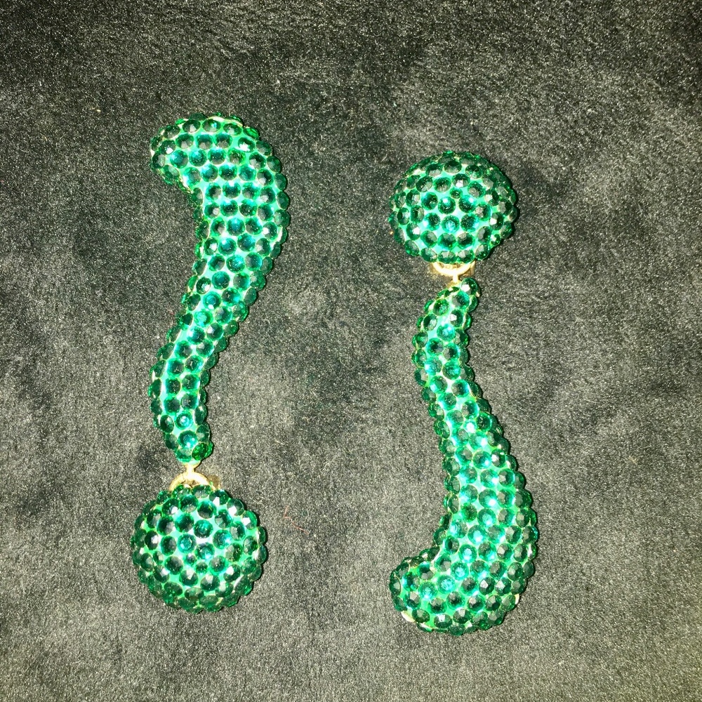 Wendy Gell VIntage Clip on Earrings